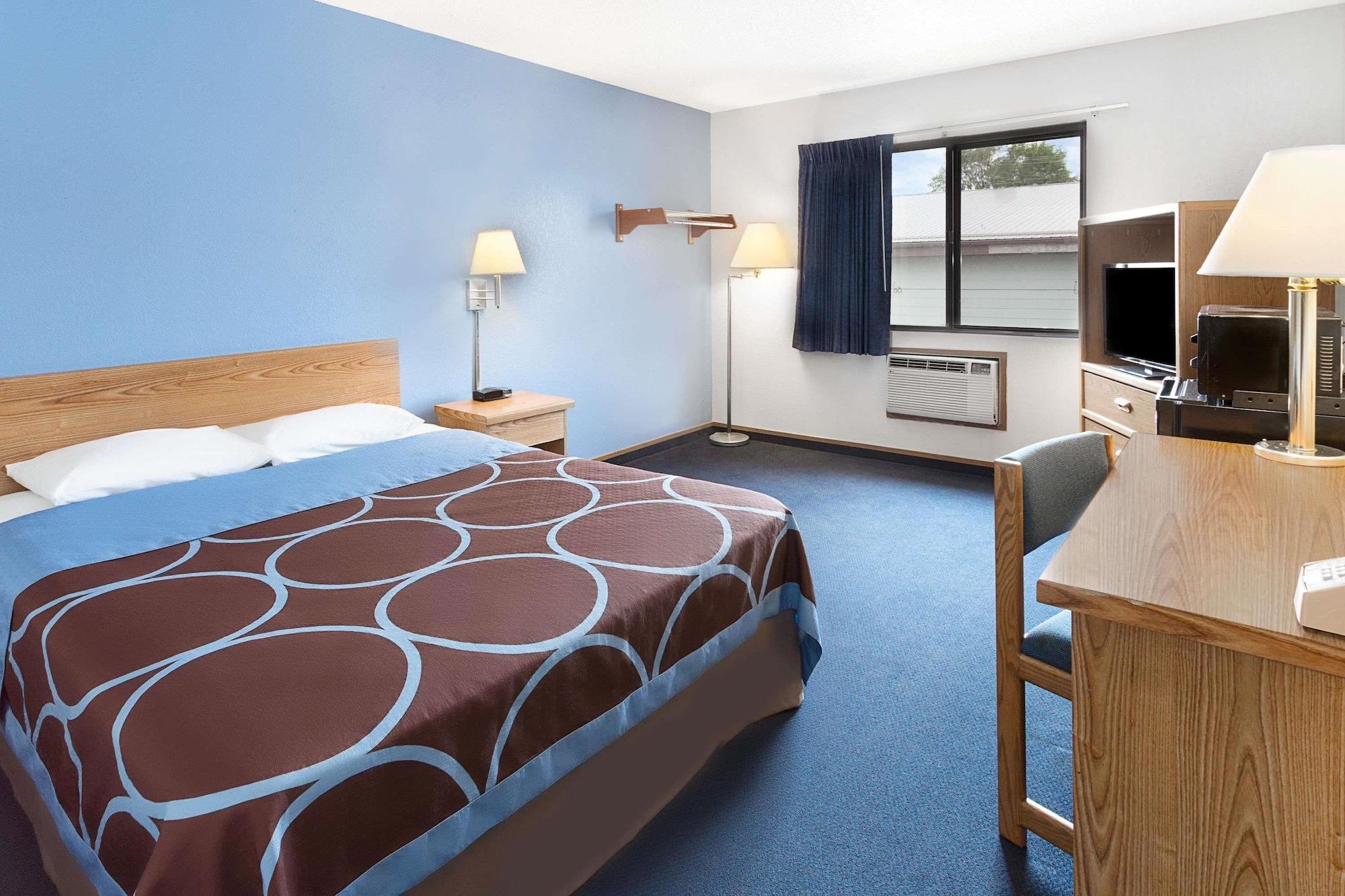 Super 8 By Wyndham Clinton Exterior foto